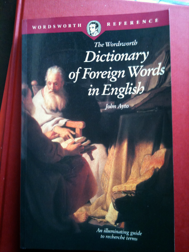 Ein Buch mit Bildern von zwei Personen und Text auf dem Cover.