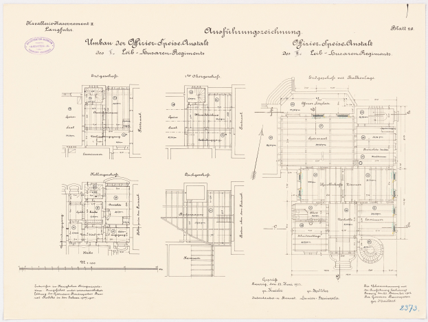 Ein detaillierter Grundrissplan des ehemaligen B%C3%BCros des deutschen Bundeskanzlers, der den Aufbau des Geb%C3%A4udes mit verschiedenen R%C3%A4umen und Textanmerkungen zeigt.