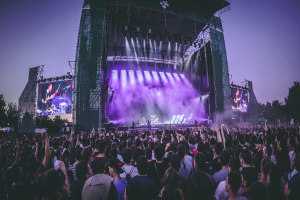 "Sommer auf dem Fabrikgelände" startet zwei Monate früher. Programm und Headliner