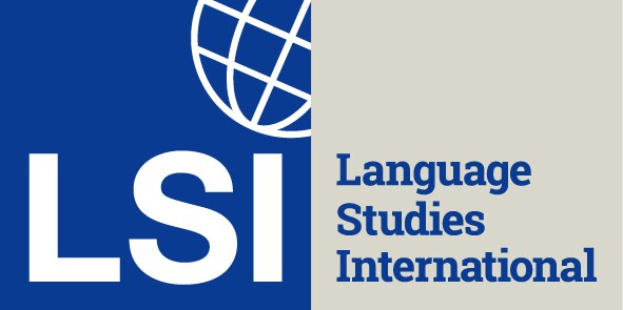 Blauer Kreis mit weißer Umrandung, der das weiße 'LSI'-Text enthält, darunter der weiße Text 'Language Studies International' auf einem blauen und weißen Hintergrund.