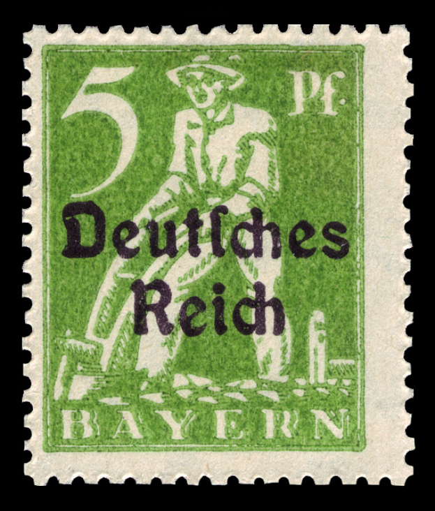 Eine grüne deutsche Briefmarke mit dem Text "Deutsches Reich", in einwandfreiem Zustand, vor schwarzem Hintergrund.